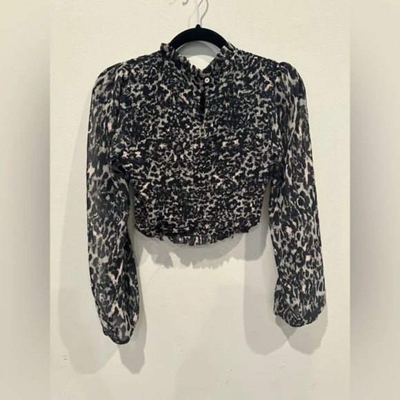 HIGH NECK going out top -cheetah SZ S A0037 - Picture 10 of 10